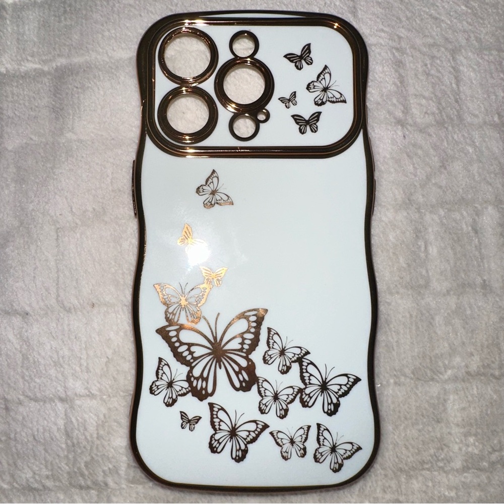 Apple iPhone 15 Pro butterfly mint green phone case cover